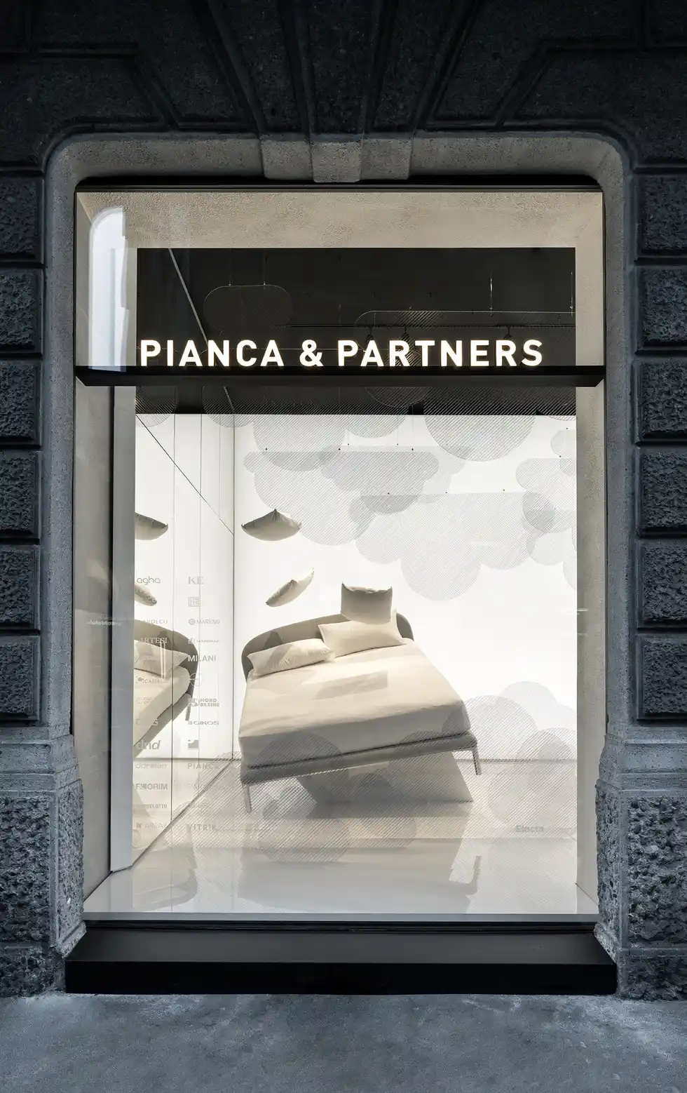 narrazione del design dream on pianca partners vetrina